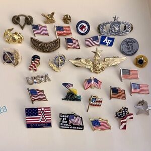 American Flag Pin Lot - Patriotic Enamel & Metal Pins